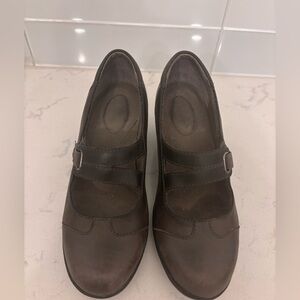 Clarks Dark Grey Women's Mary Jane Heels